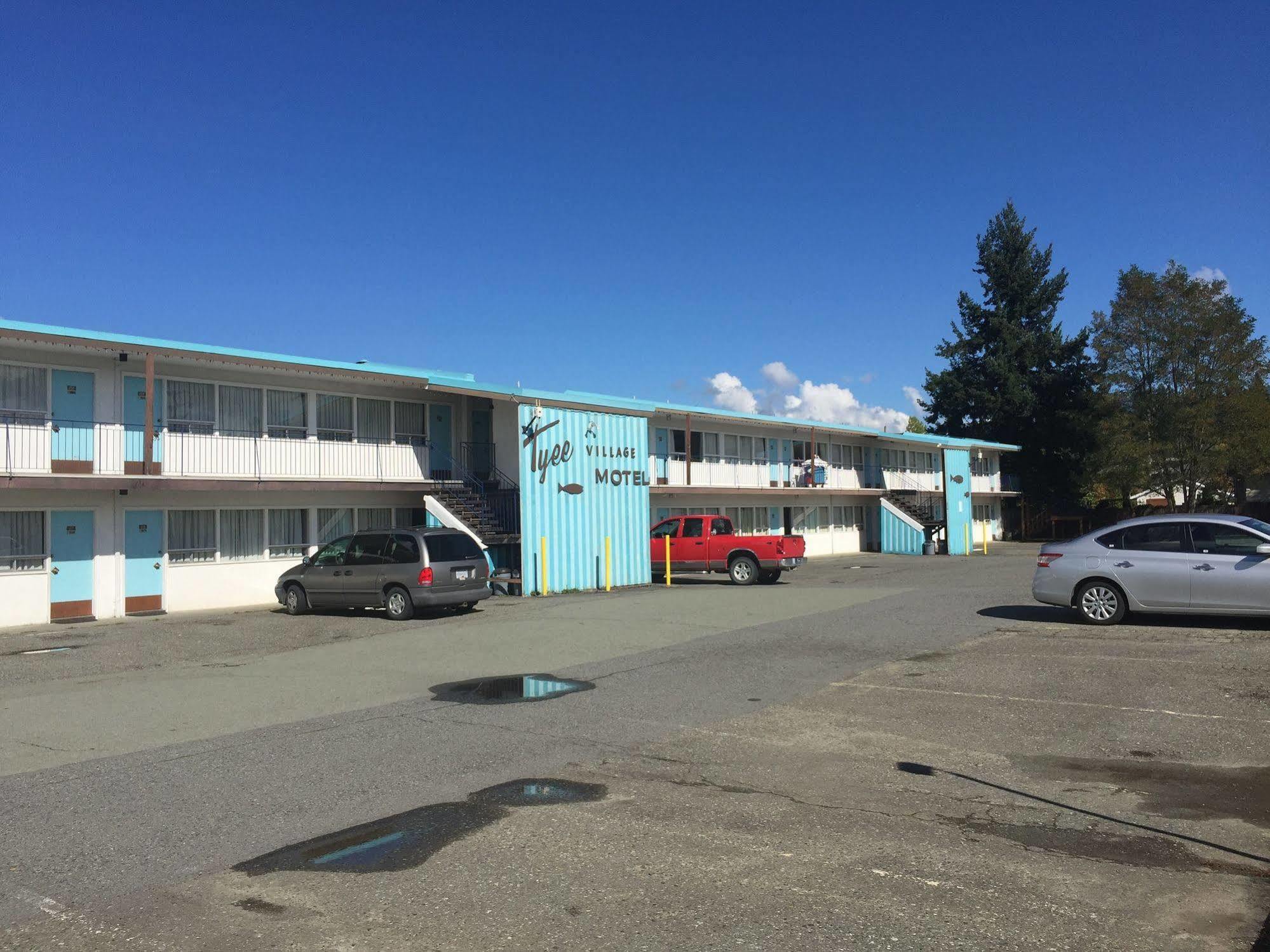 Tyee Village Motel Порт-Альберні Екстер'єр фото